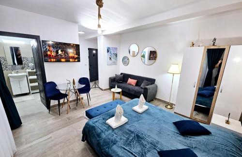 Voineasa Apartment | Triple room with Balcony Transalpina Ski Resort - TRI2