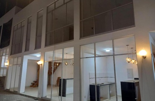 Bocapan House | triplex casa blanca bocapan