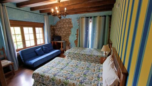 Los Corrales de Buelna Hotel | Trisileja Posada El Manjon