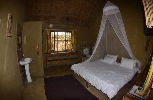 Mbazwana Cabin | Triton Dive Lodge