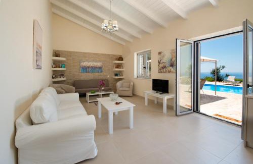 Karpenisi Apartment | Triton's Nest
