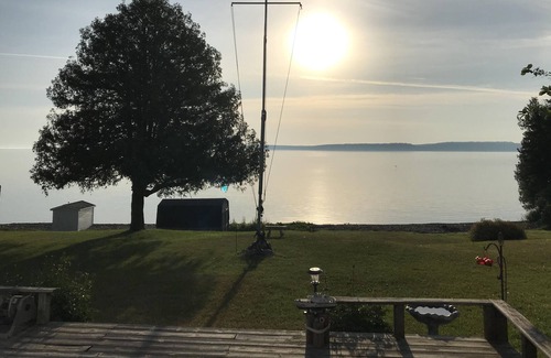 St Ignace House | Tritons Cottage on Lake Huron