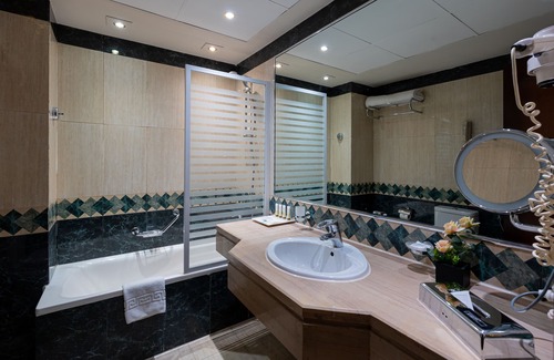 Heliopolis Hotel | Triumph Plaza Hotel