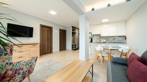 Bierutowice Apartment | Triventi Apartament 2 sypialnie, garaż, blisko Tropikana i wyciąg na Kopę