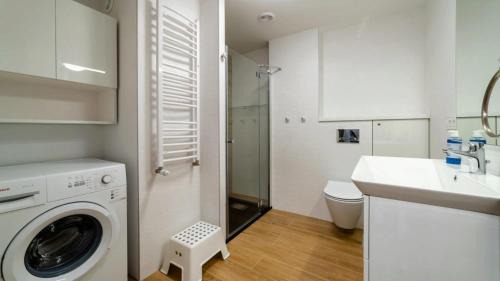 Bierutowice Apartment | Triventi Apartament 2 sypialnie, garaż, blisko Tropikana i wyciąg na Kopę