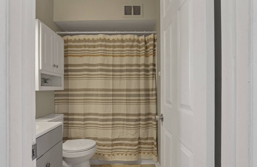 Franklin Park House | Trolley District Treasure/1 BR Apt
