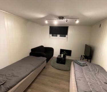 Tromsdalen Apartment | Tromsdalen Apt 1 - FREE PARKING
