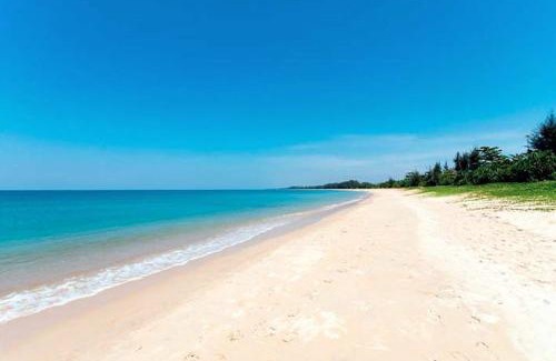Mai Khao Apartment | Tropical Bliss, Relax & Enjoy at 1BR Apartment MBC near Mai Khao Beach!
