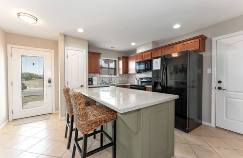 Laguna Vista House | Tropical Casita located in South Padre Island Golf Community