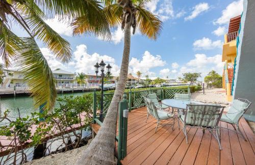 Key Colony Beach House | Tropical Charm