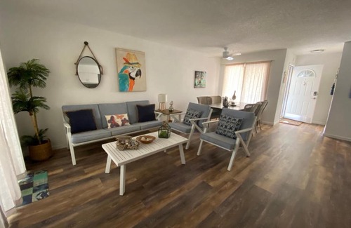 Bayview Apartment | Tropical Cottage Beach