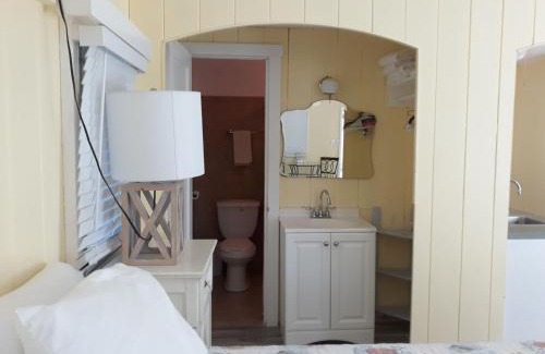 Marathon House | Tropical Cottages