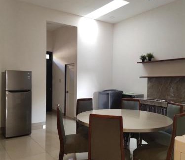 Medan House | Tropical Cozy House in the heart of Medan