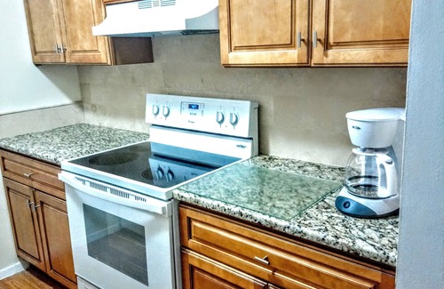 Gulf Gate Estates Hotel | Tropical Dreams - Sarasota Condos Near Siesta Key