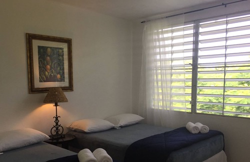 Isabel II House | Tropical Guest House