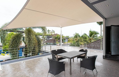Choeng Thale Villa | Tropical Haven 4 Bedroom Pool Villa with BBQ & Karaoke