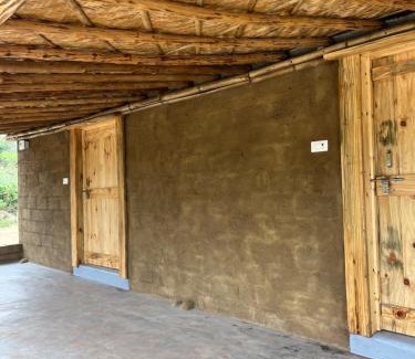 Kamalapur House | Tropical Hampi