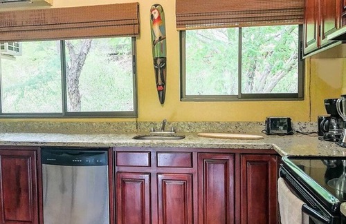 Coco Condo | Tropical Hideaway 2+2 Condo in Playa Coco Guanacaste