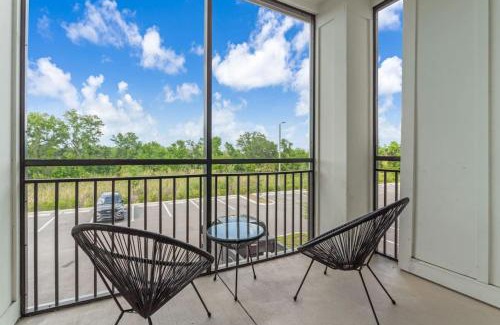 Ruskin Apartment | Tropical Hideaway Amazing 3 Bed Oasis with Pool