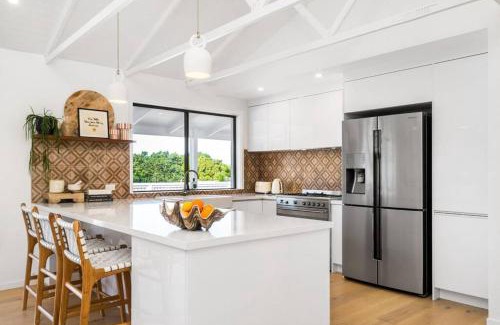 Lennox Head House | Tropical Hideaway Inspired by Palm Springs in Lennox Head