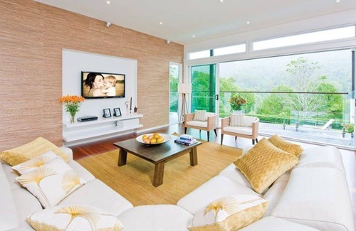 Tallebudgera House | Tropical Hideaway (Pet Friendly)