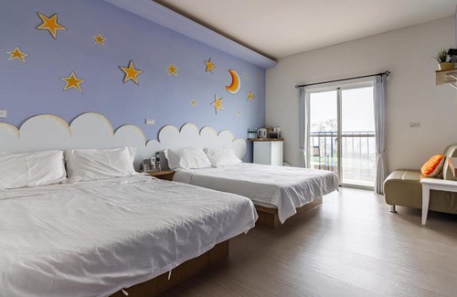 Liuqiu House | Tropical island B&B