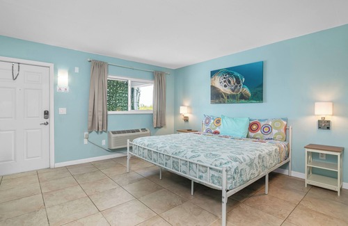 Fort Myers Beach Resort | Tropical King Studio in Fort Myers Beach