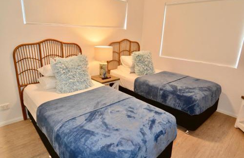 North Ward Apartment | Tropical Luxe Apartment