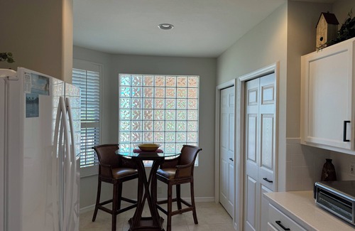 Tropical Cove Condo | Tropical Oasis at Lexington CC Lake Village