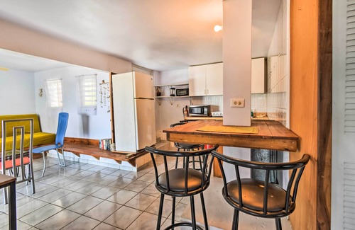 Culebra Pueblo Apartment | Tropical Oasis: Bay Views ~ 2 Mi to Playa Sardinas