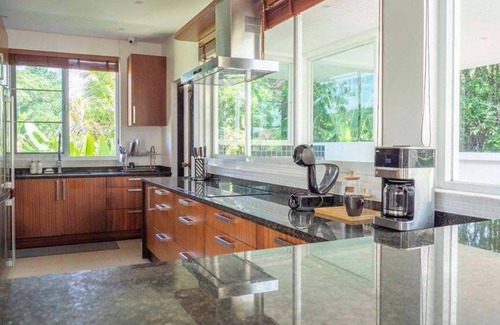 Patong House | "Tropical Ocean View pool Villa, 12 Min to Patong"