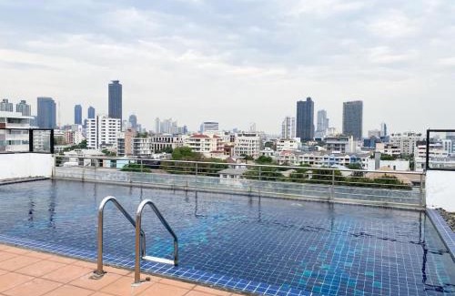 Thonglor Apartment | Tropical Paradise 1BR - Ultra Fast Wifi - Thong Lo