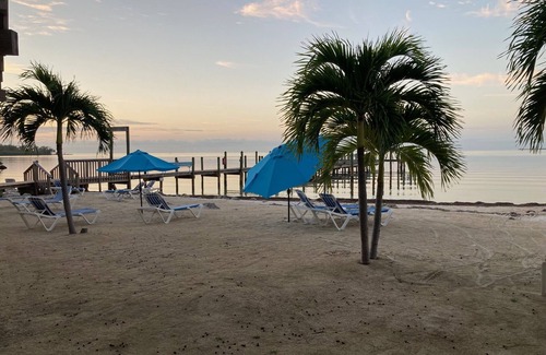 Islamorada Villa | Tropical Paradise