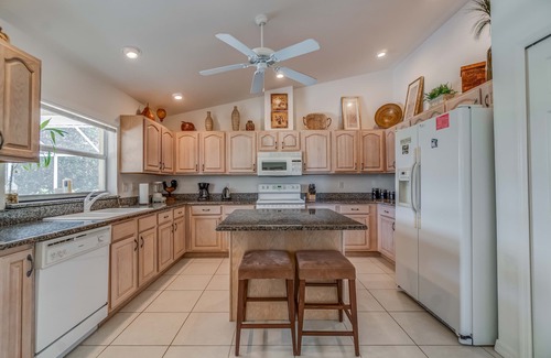 Rotonda West Villa | Tropical Retreat, full refund*, heated pool, dog ok