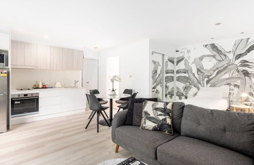 Coffs Harbour Apartment | Tropical Spa Bure 19