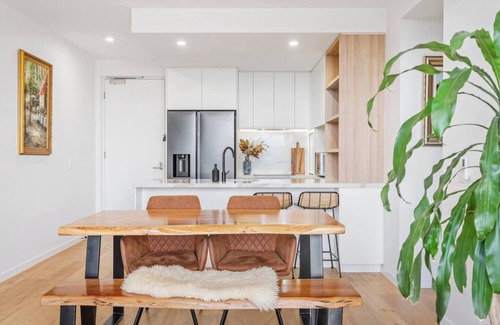 Palm Beach Apartment | Tropical Tides Resort Style Chic at Palm Beach
