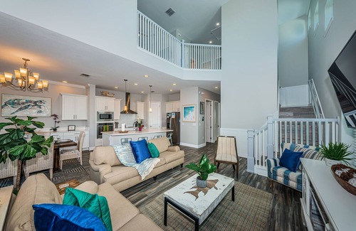 Redington Beach House | Tropical Treasure Villa | Large Swim Spa