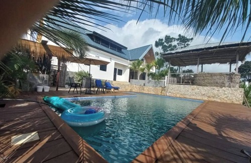 Kribi Villa | Tropical villa with view of the Atlantic Ocean