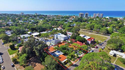 Venice Hotel | Tropical Villas Of Venice Beach