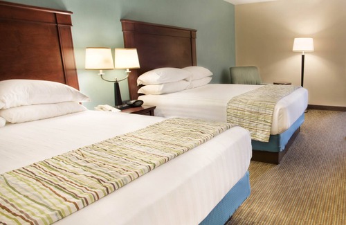 Troy Hotel | Troy Inn & Suites