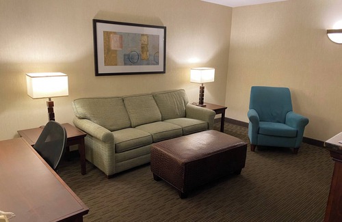 Troy Hotel | Troy Inn & Suites