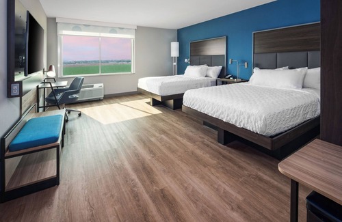Goodyear Hotel | Tru By Hilton Goodyear Phoenix West, AZ