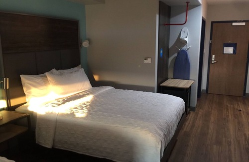 Katy Hotel | Tru by Hilton Katy Houston West