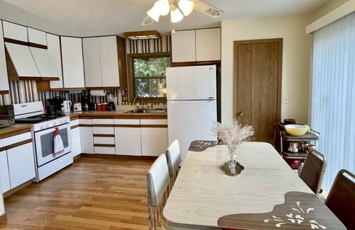 Drummond House | True North on Drummond Island