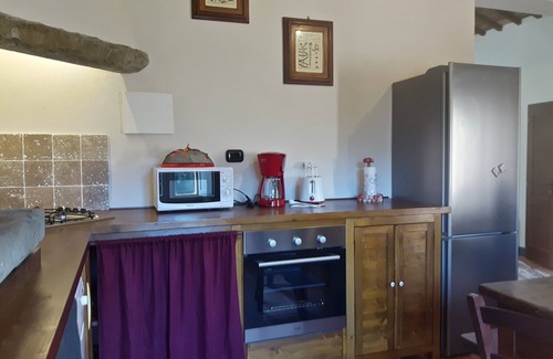 Simignano Villa | True Tuscany Siena! EntireProperty in exclusive 20P Fenced Pool A/C HotTub WiFi