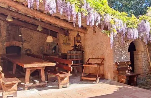 Simignano Villa | True Tuscany Siena!Entire Property, Exclusive10p A/C,pool,Hottub, OutdoorKitchen