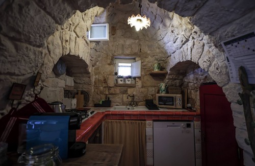 Impalata House | Trulletto with swimming pool in Monopoli