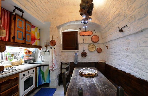 Specchiaruzzo House | Trulli La Gufa - The Carrubo