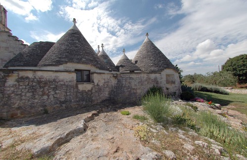 Specchiaruzzo House | Trulli La Gufa - The Carrubo