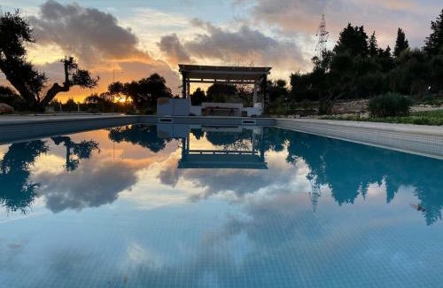 Cisternino House | TRULLI TERRA DI MEZZO